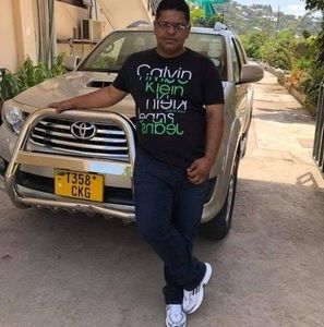 Meet your Posher, Japinder